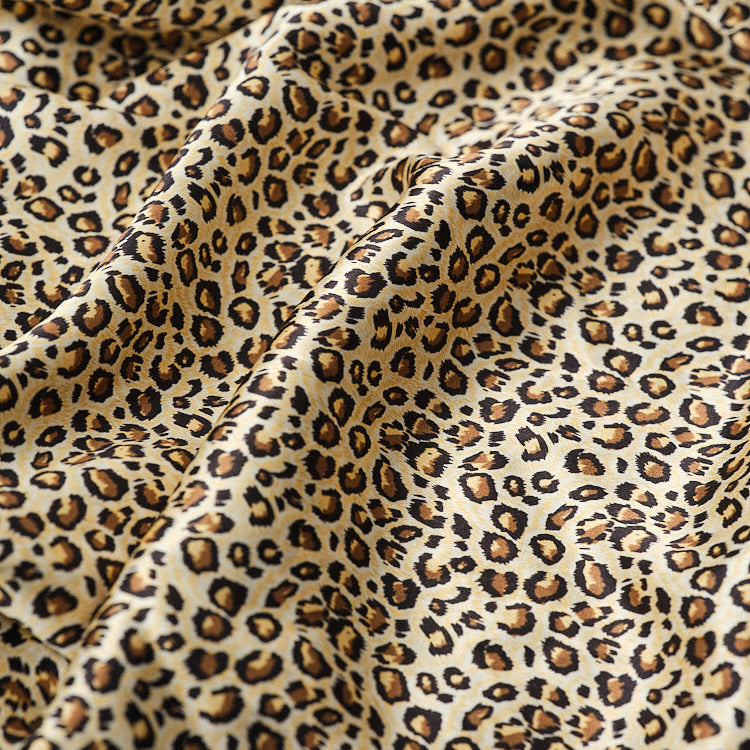 100% Mulberry Silk Pillowcase - Leopard