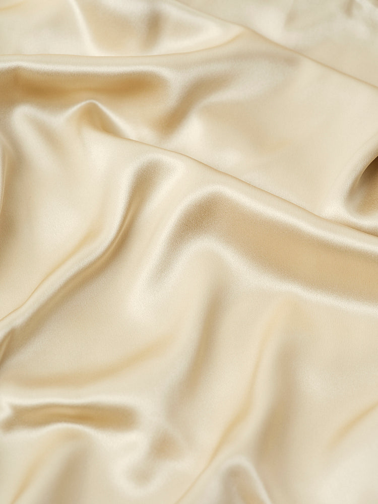 Silk vs. Satin Pillowcase: What's Actually the Difference?