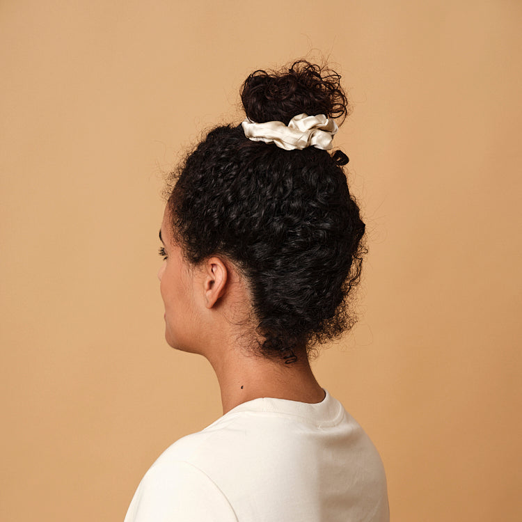 100% pure silk scrunchie - Medium - Champagne