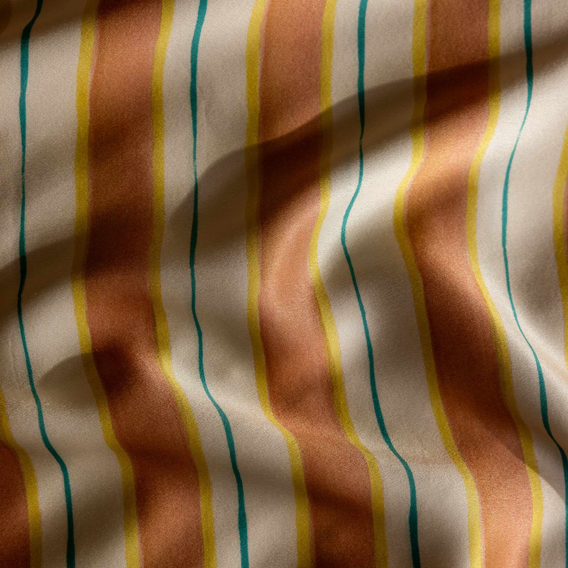 100% Mulberry Silk Pillowcase - Divine Lines