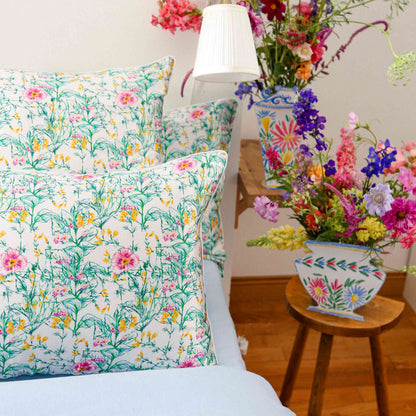 100% Mulberry Silk Pillowcase - Botanical Tracery