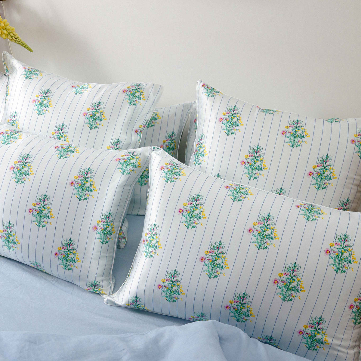 100% Mulberry Silk Pillowcase - Bouquet Garni