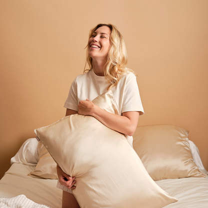 100% Mulberry Silk Pillowcase - Champagne