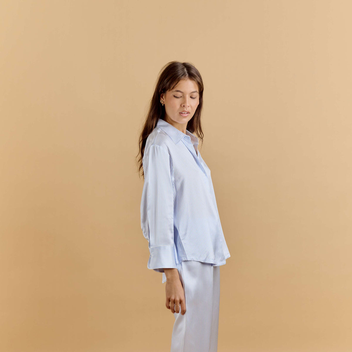 100% Pure Mulberry Silk Oversized Shirt - Blue Stripes