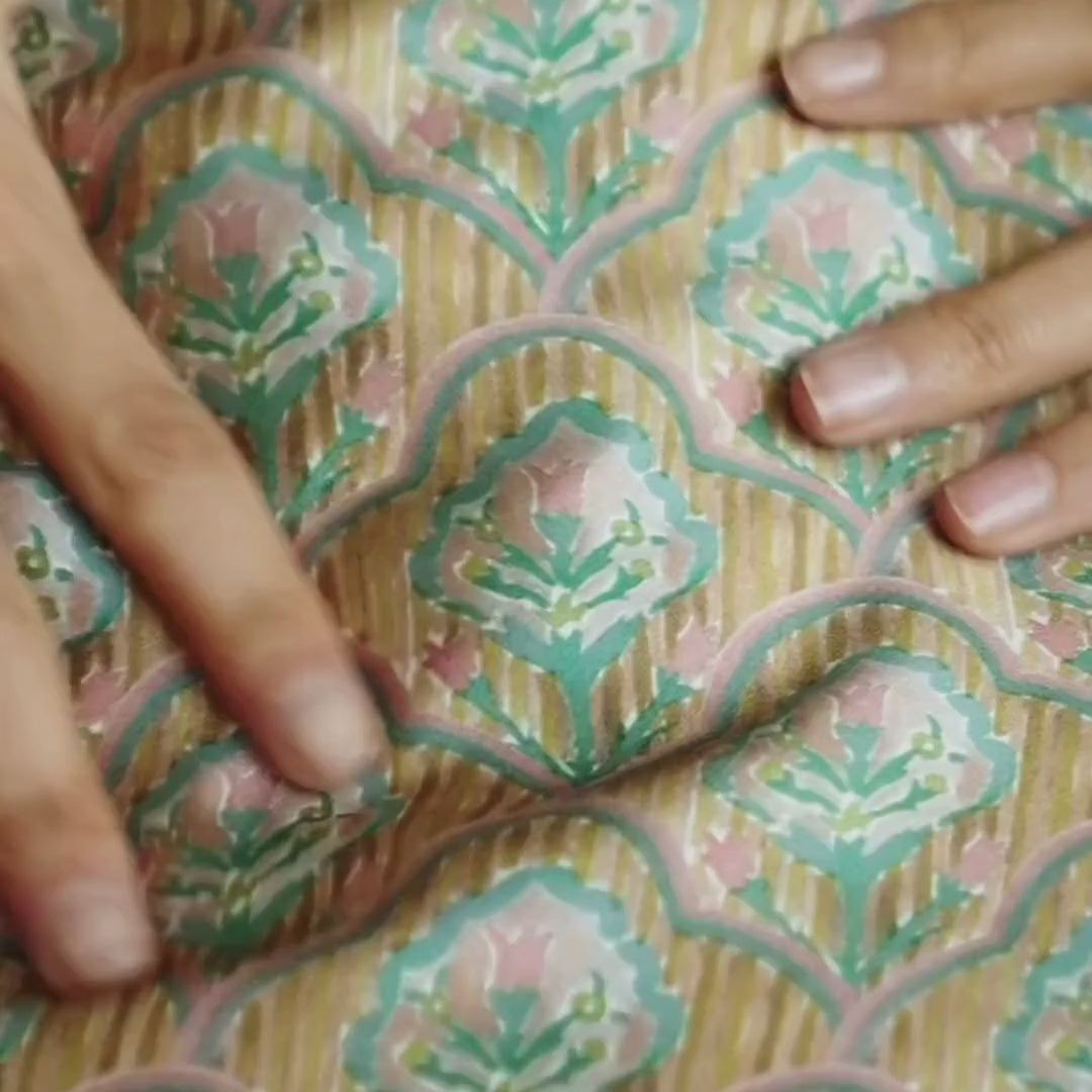 100% Mulberry Silk Pillowcase - Divine Lines